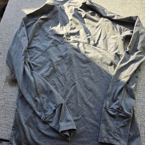 Under Armour Womens Long Sleeve Gray Tee